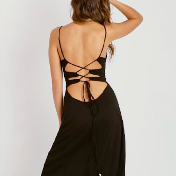 Indah Maxi Dress - Picture 6 of 7